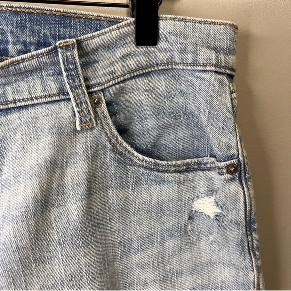 Old Navy Mid Rise Boyfriend Distressed Jeans Size 14 - Picture 11 of 12